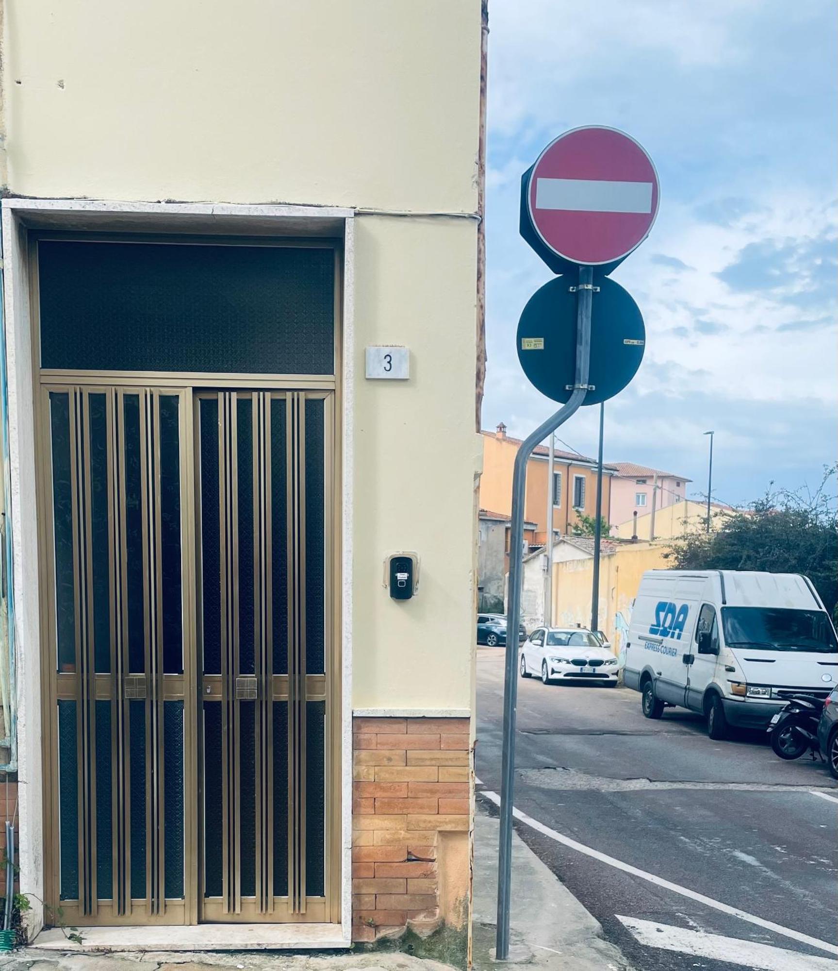 Camera In Centro Storico Ольбия Экстерьер фото